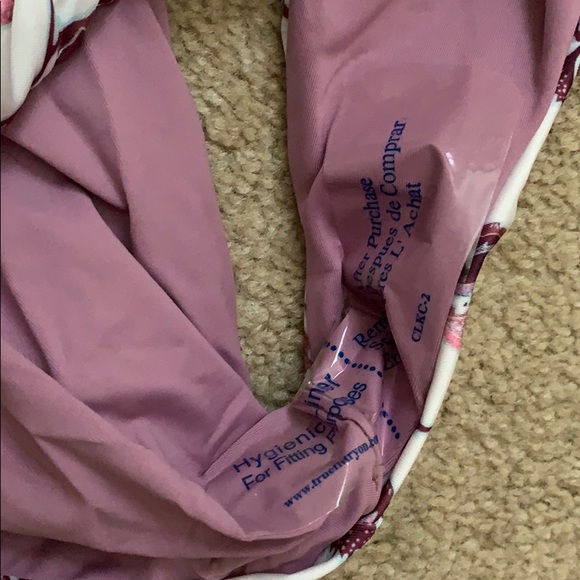 New Becca Tahiti Plunge Cut Out Swimsuit - Picture 7 of 7